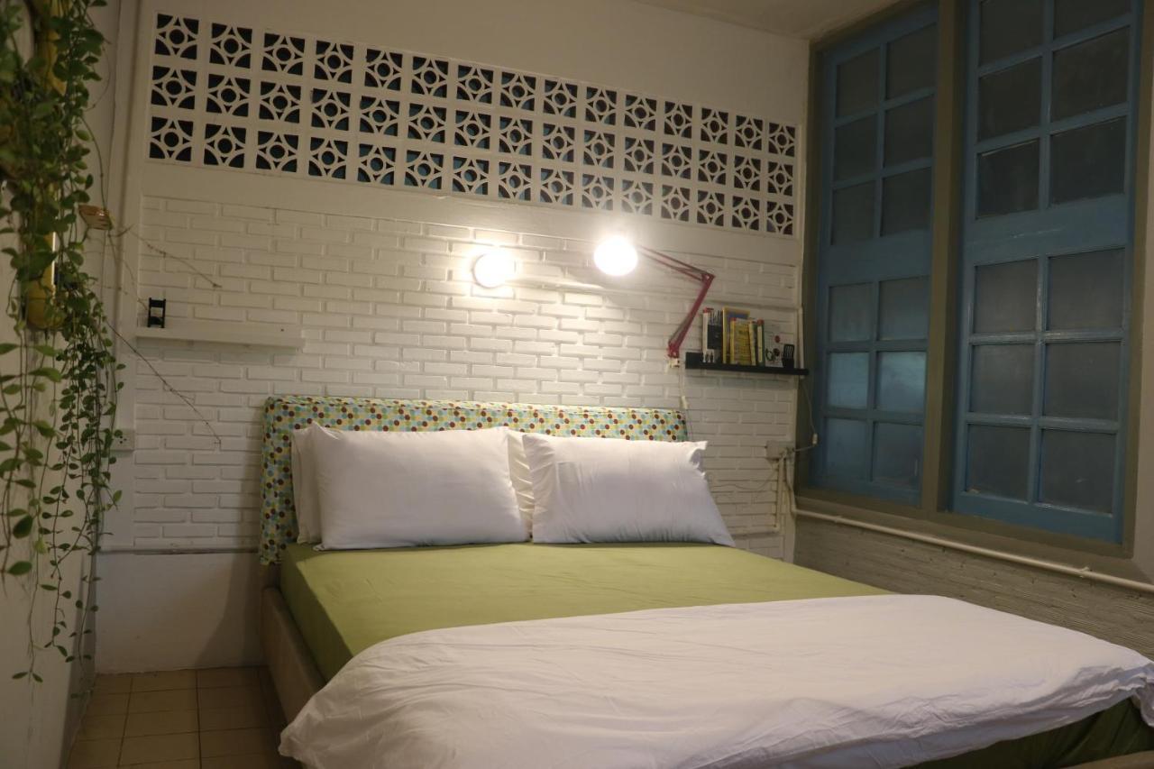 Nesuto Hostel Ramkamhaeng 52 Banguecoque Exterior foto